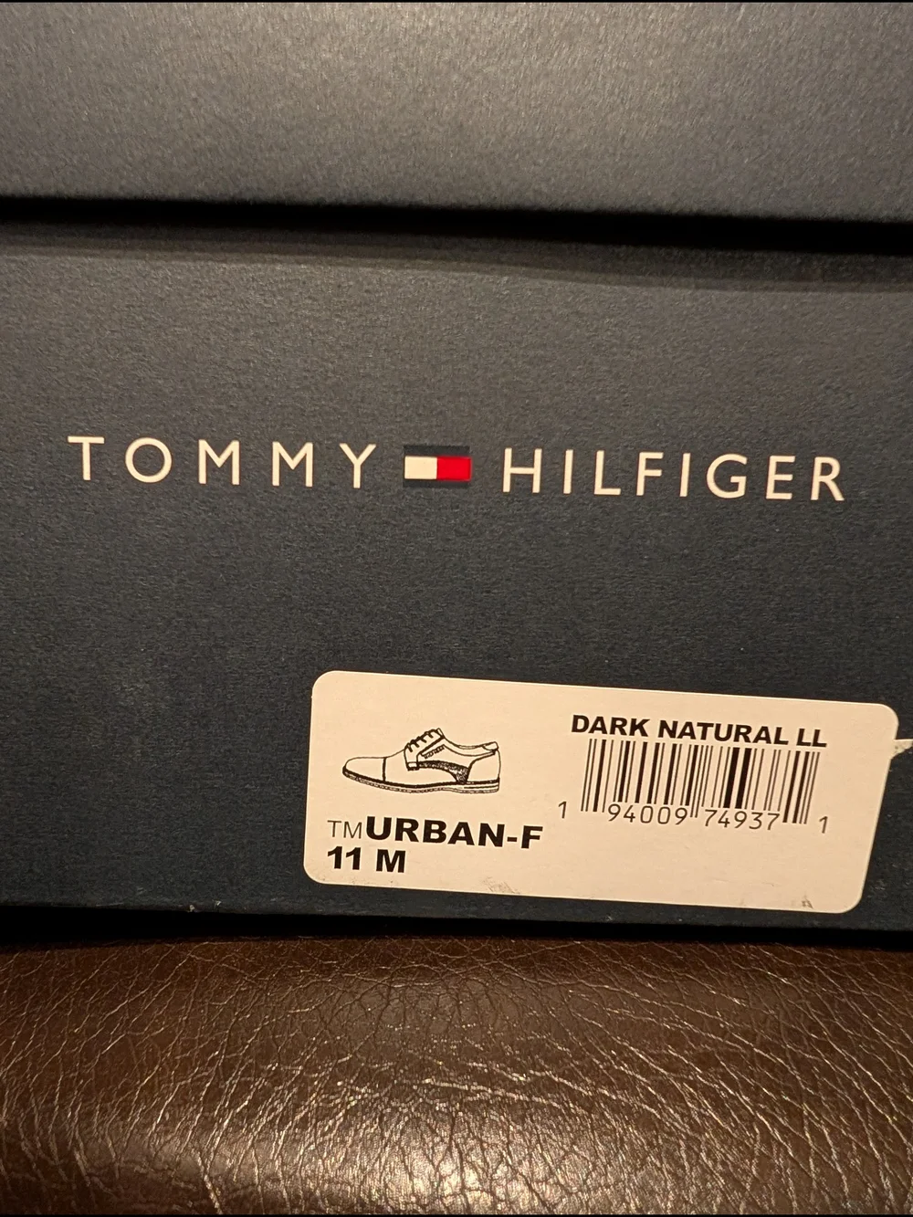 Tommy Hilfiger Men’s Brown Leather Lace-Up Dress Shoes